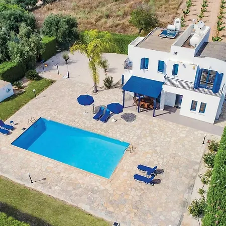 Villa Ino